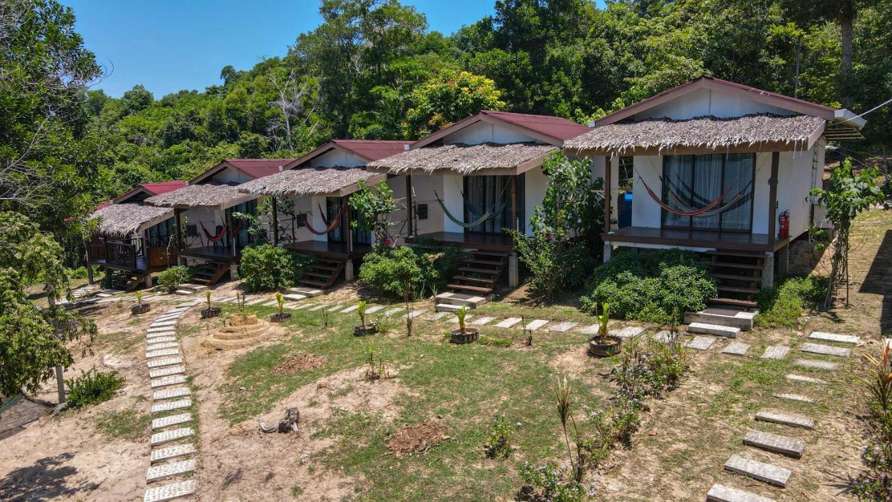 Kota Belud Bigfin Beach Resort מראה חיצוני תמונה